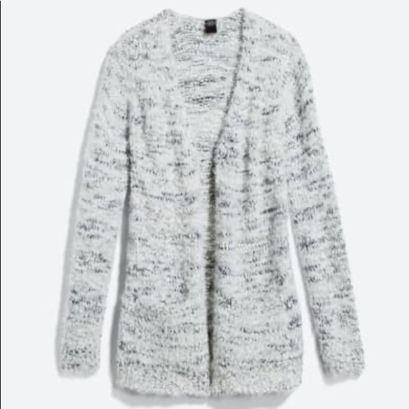 Long cardigan sweater - Picture 1 of 4